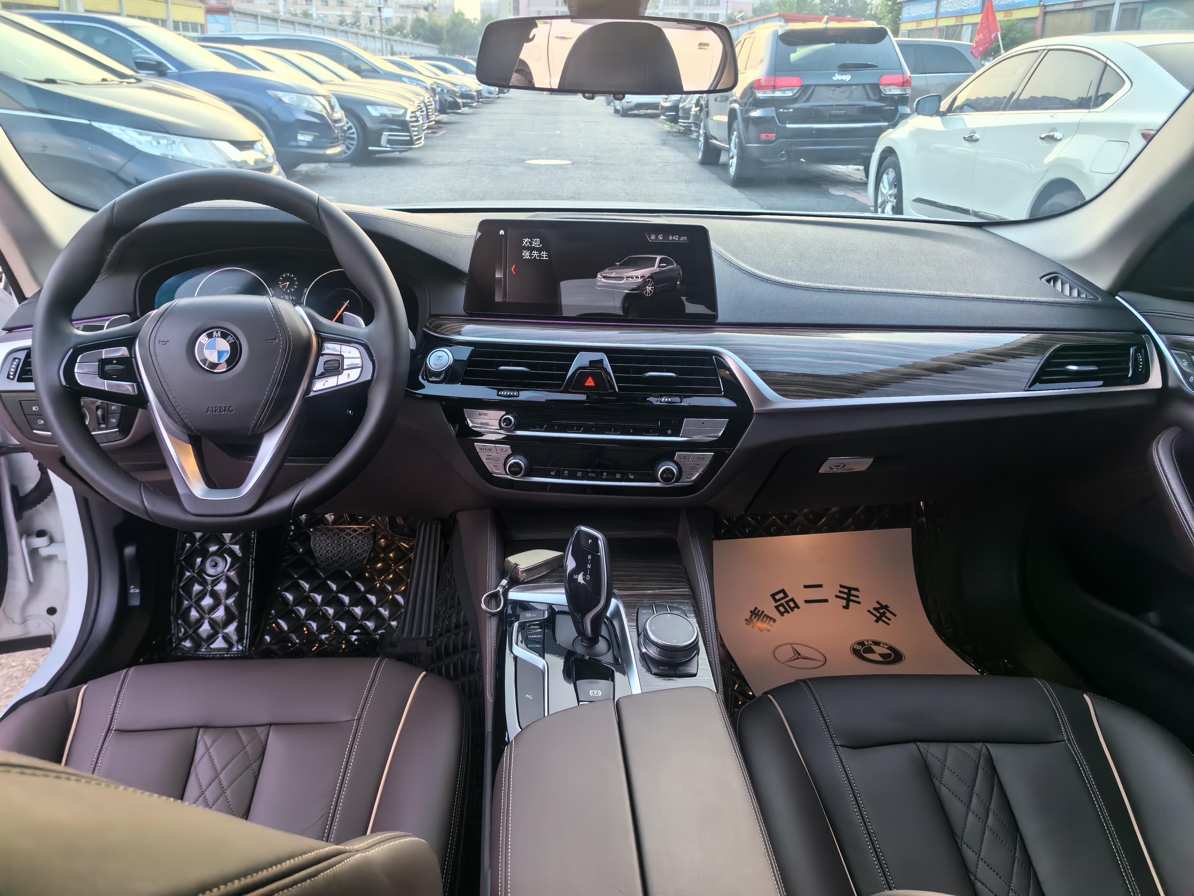 BMW 5 серии 2019 thumb 9