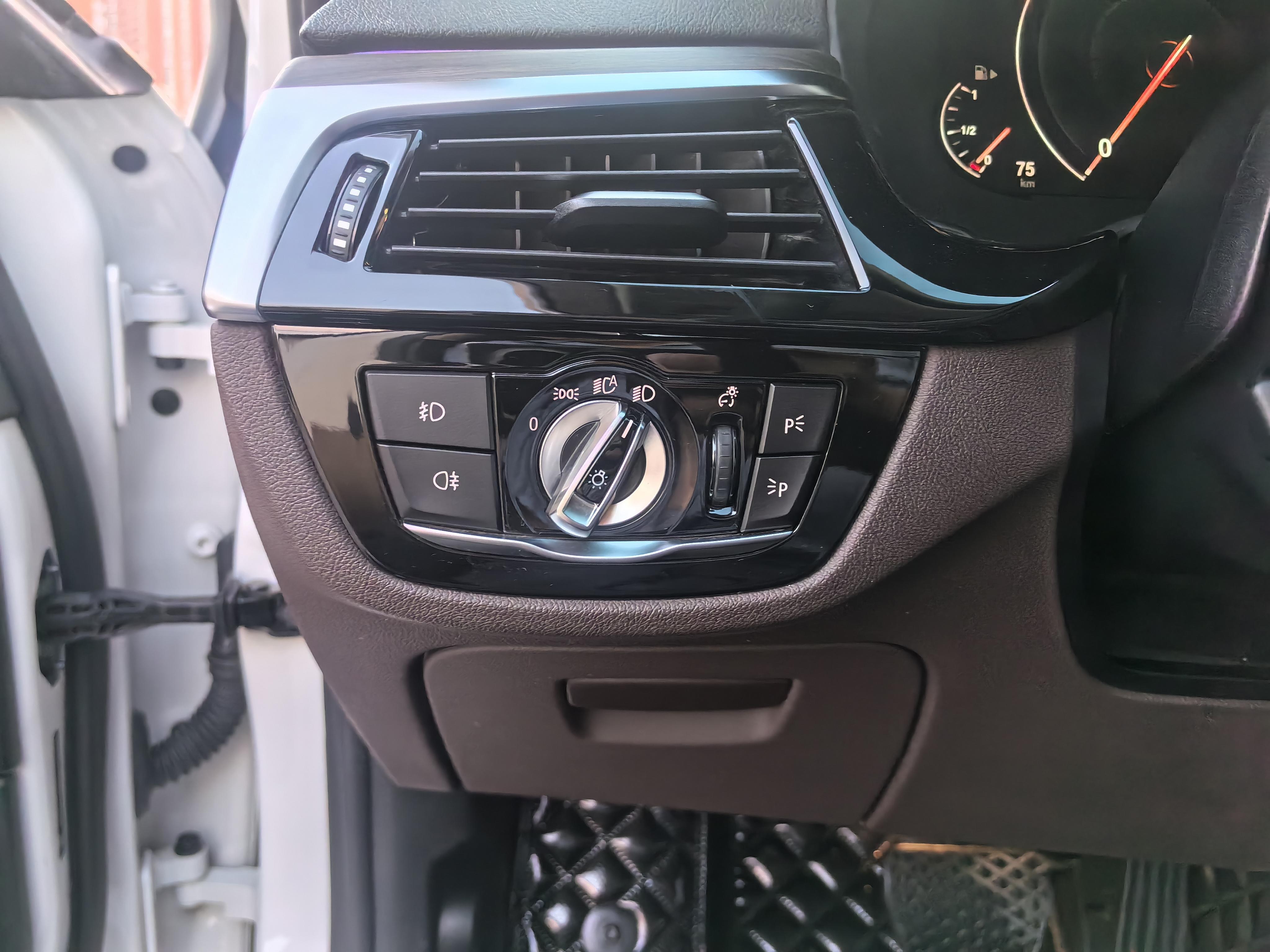 BMW 5 серии 2019 thumb 12