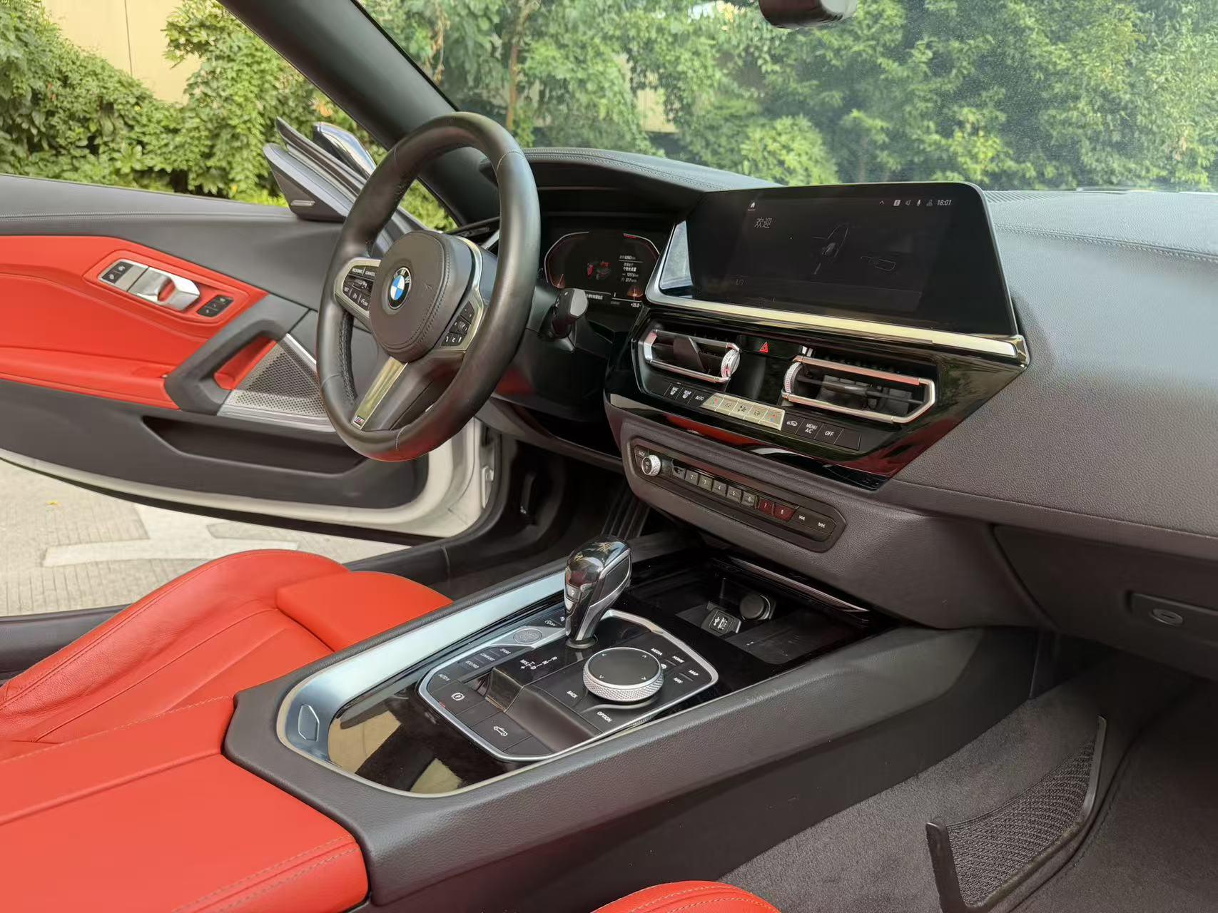 BMW Z4 2019 thumb 6