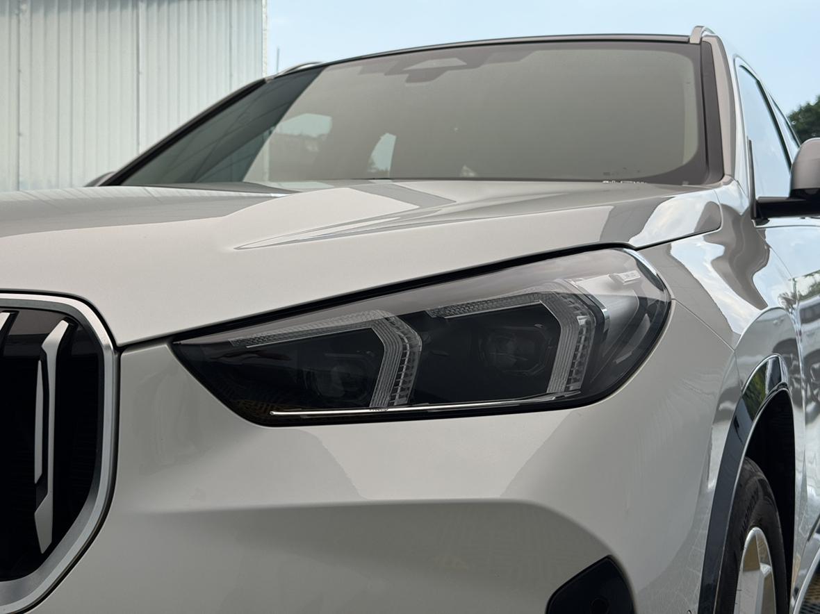 BMW X1 2023 thumb 6