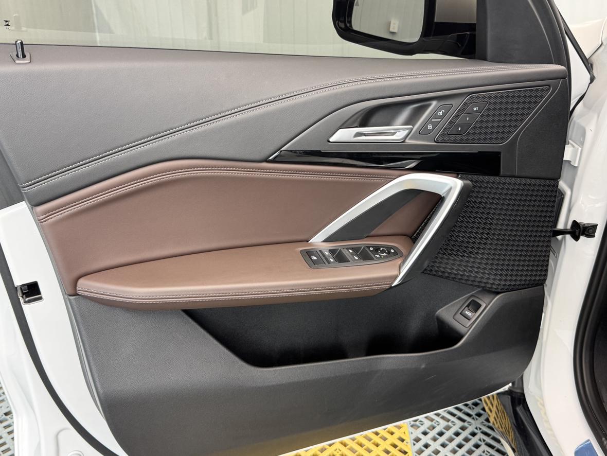 BMW X1 2023 thumb 7