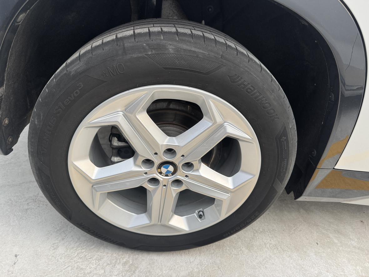 BMW X1 2023 thumb 10