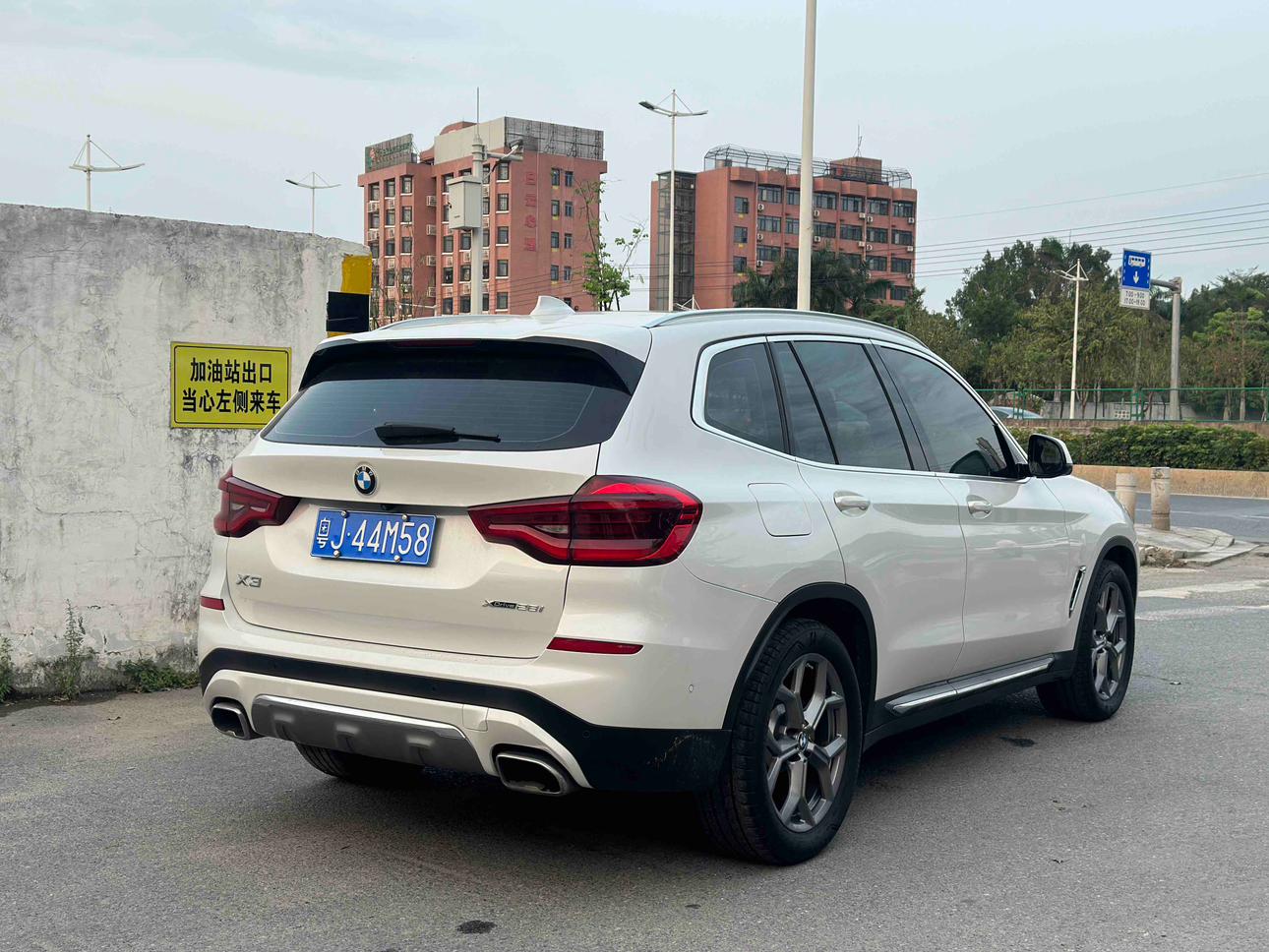 BMW X3 2020 thumb 3