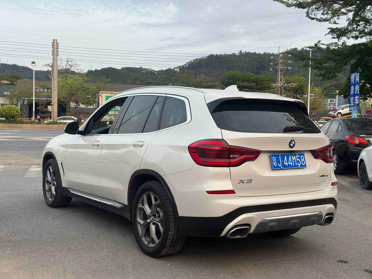 BMW X3 2020 thumb 11