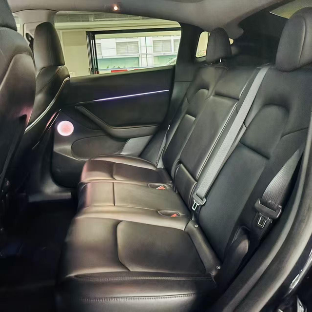 Tesla Model Y 2024 thumb 8