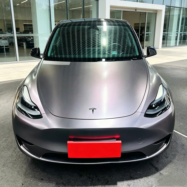 Tesla Model Y 2024 thumb 10