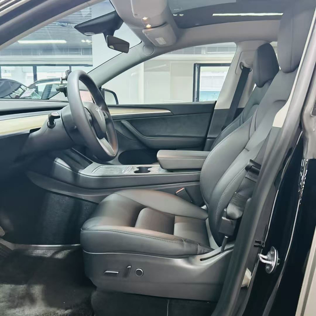 Tesla Model Y 2022 thumb 7