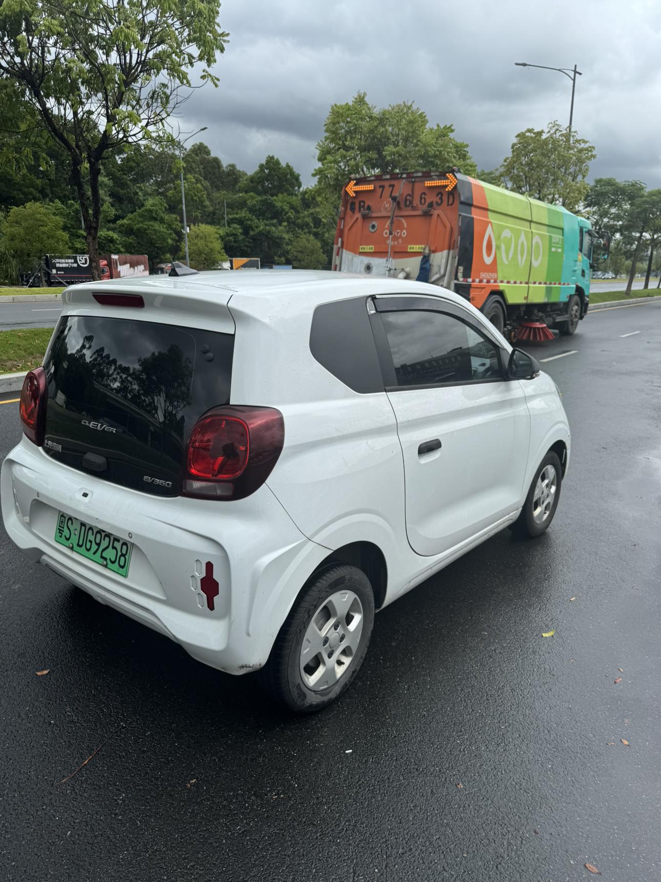 Roewe Clever 2021 thumb 5