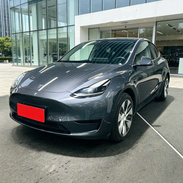 Tesla Model Y 2022 thumb 9