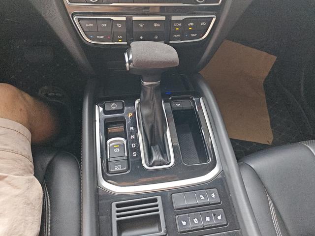 GAC GS8 2017 thumb 7