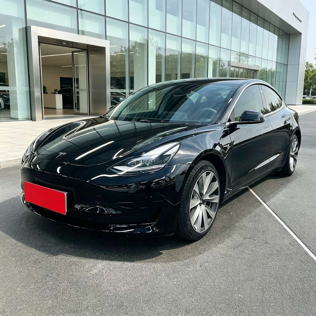 Tesla Model 3 2022 thumb 9