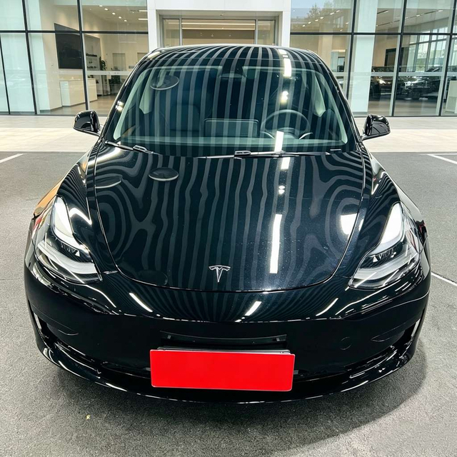 Tesla Model 3 2022 thumb 10