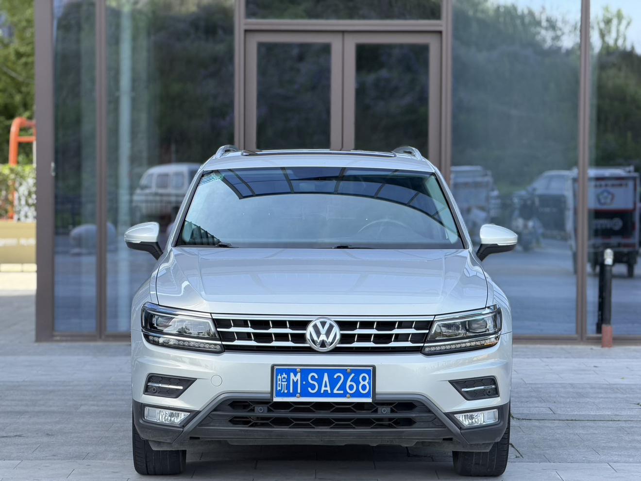 Volkswagen Tiguan 2017 thumb 11