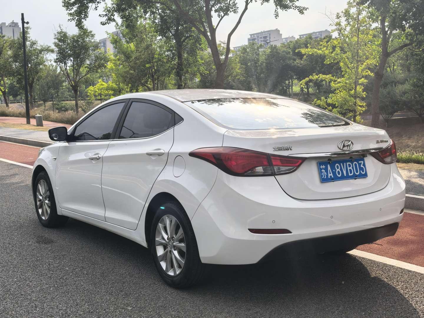 Hyundai Elantra 2016 thumb 11