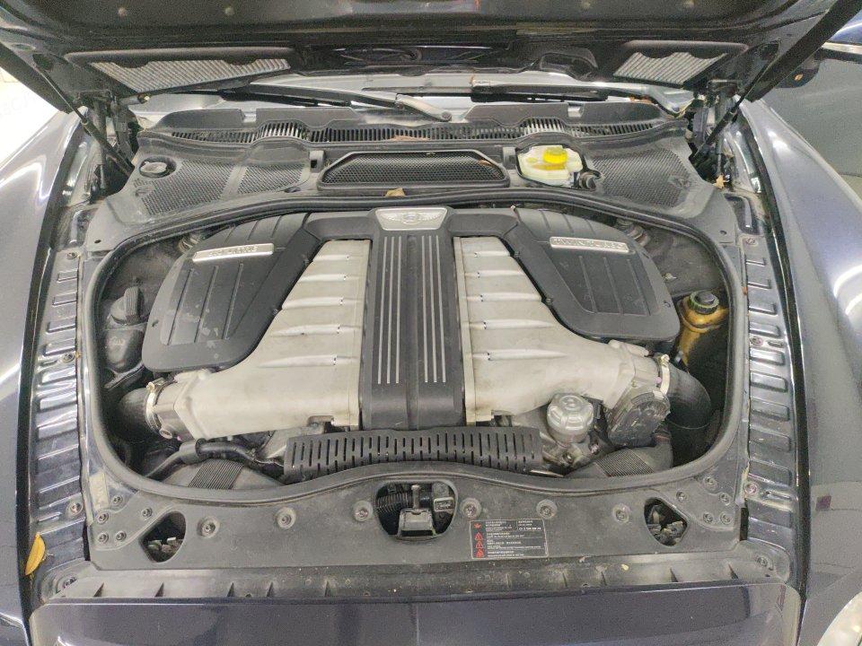 Bentley Fei Chi 2013 thumb 12