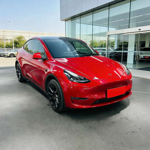 Tesla Model Y 2022 thumb 11
