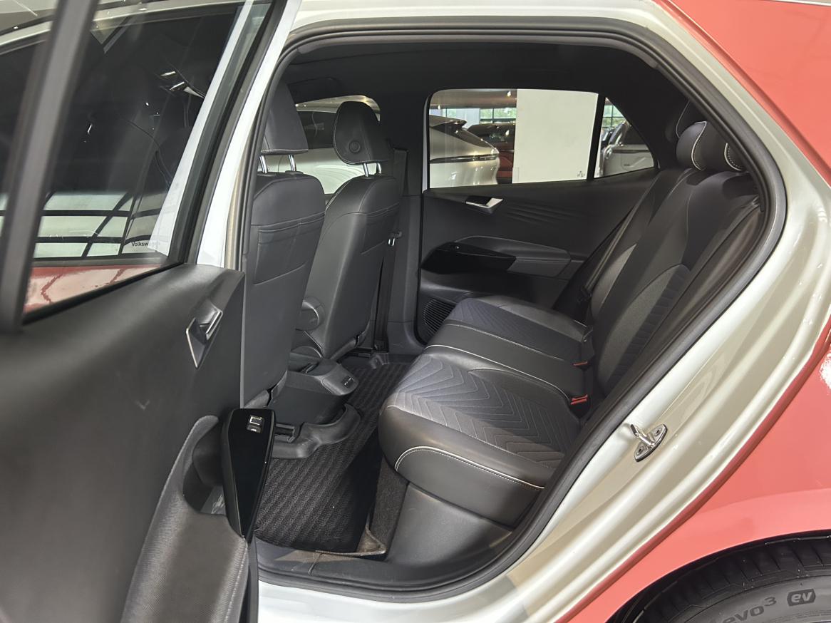 Volkswagen ID.3 2023 thumb 7