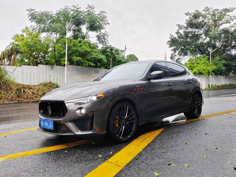 Maserati Levante 2021 thumb 9