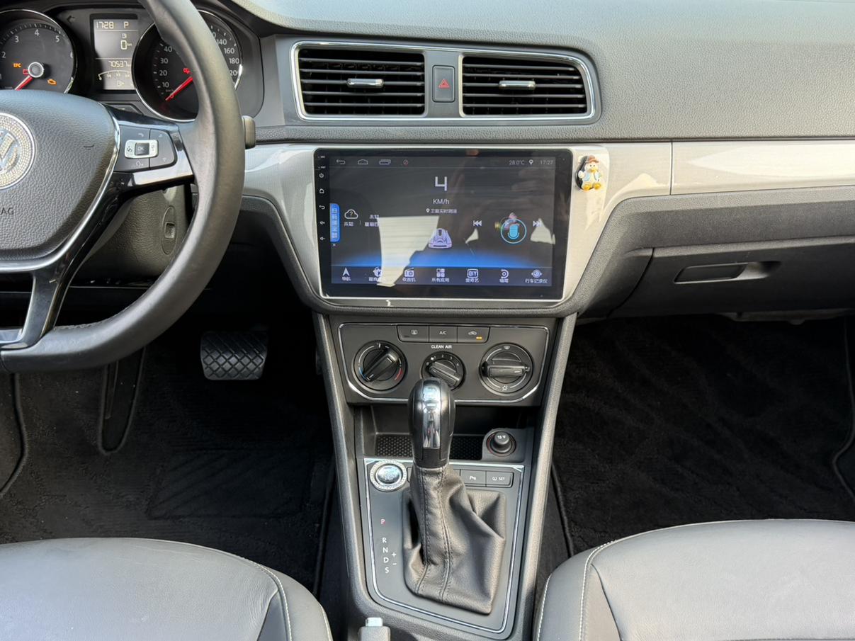 Volkswagen Lavida XR 2017 thumb 6