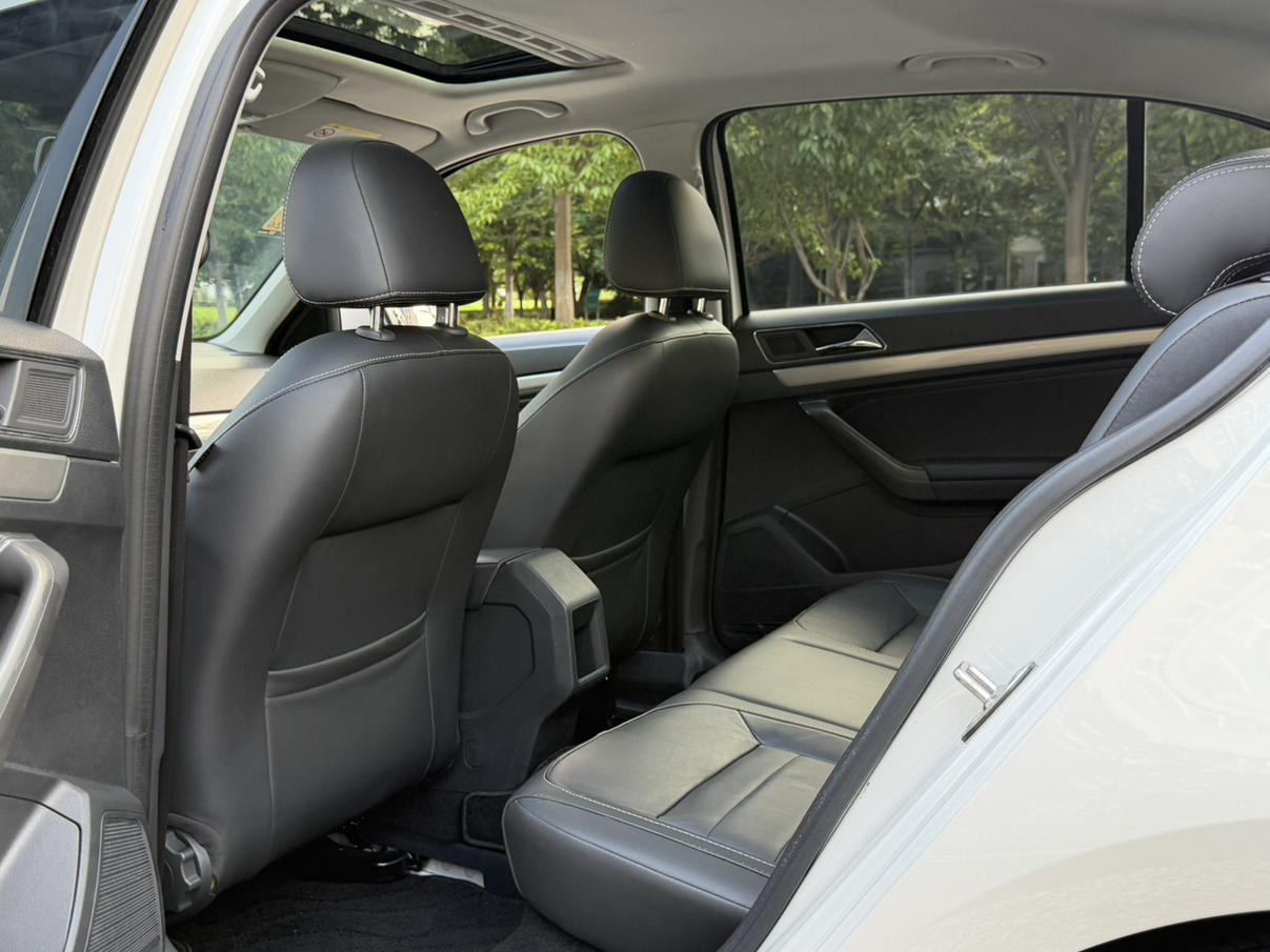 Volkswagen Lavida XR 2017 thumb 12