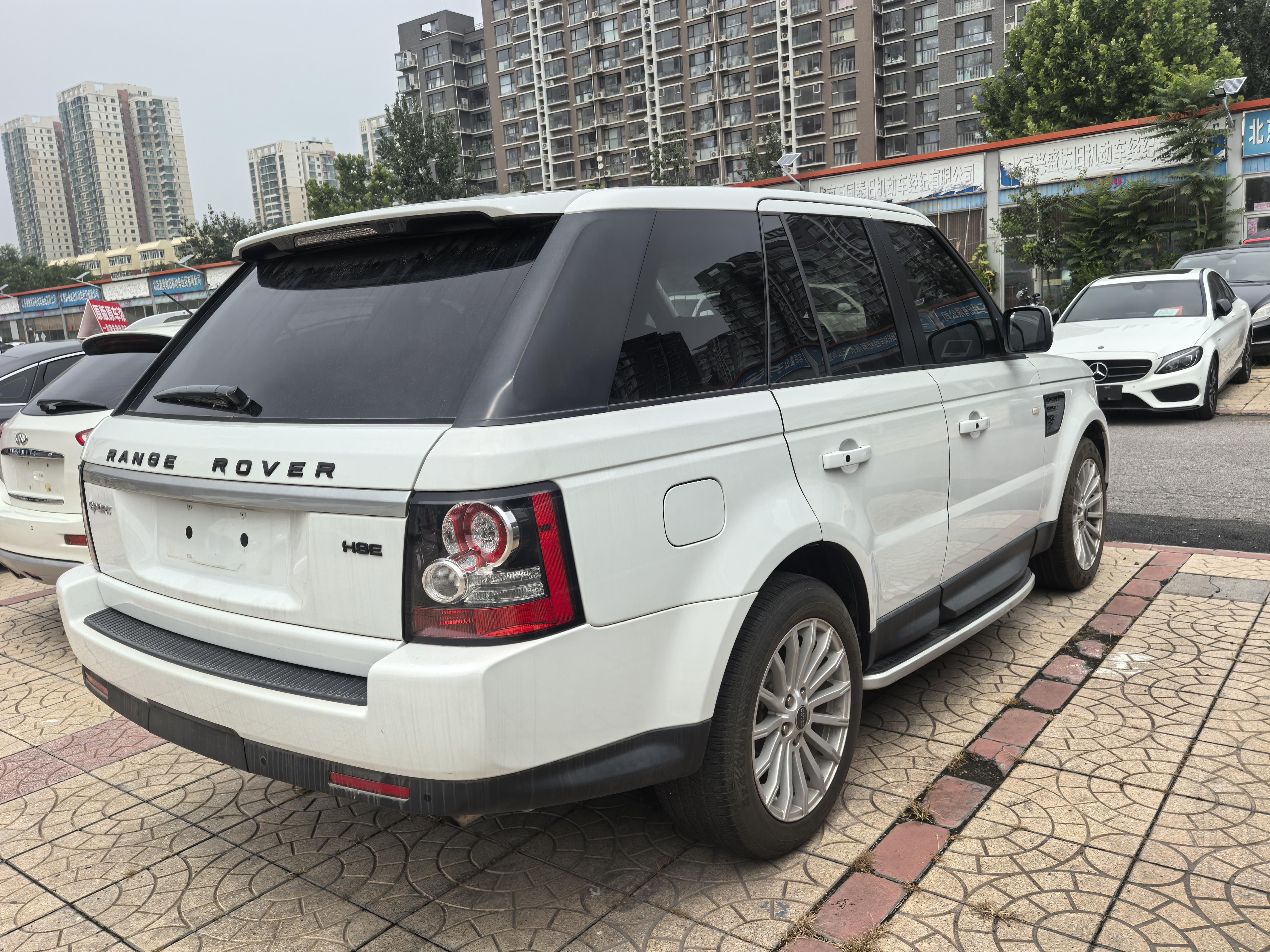 Land Rover Range Rover Sport 2012 thumb 4
