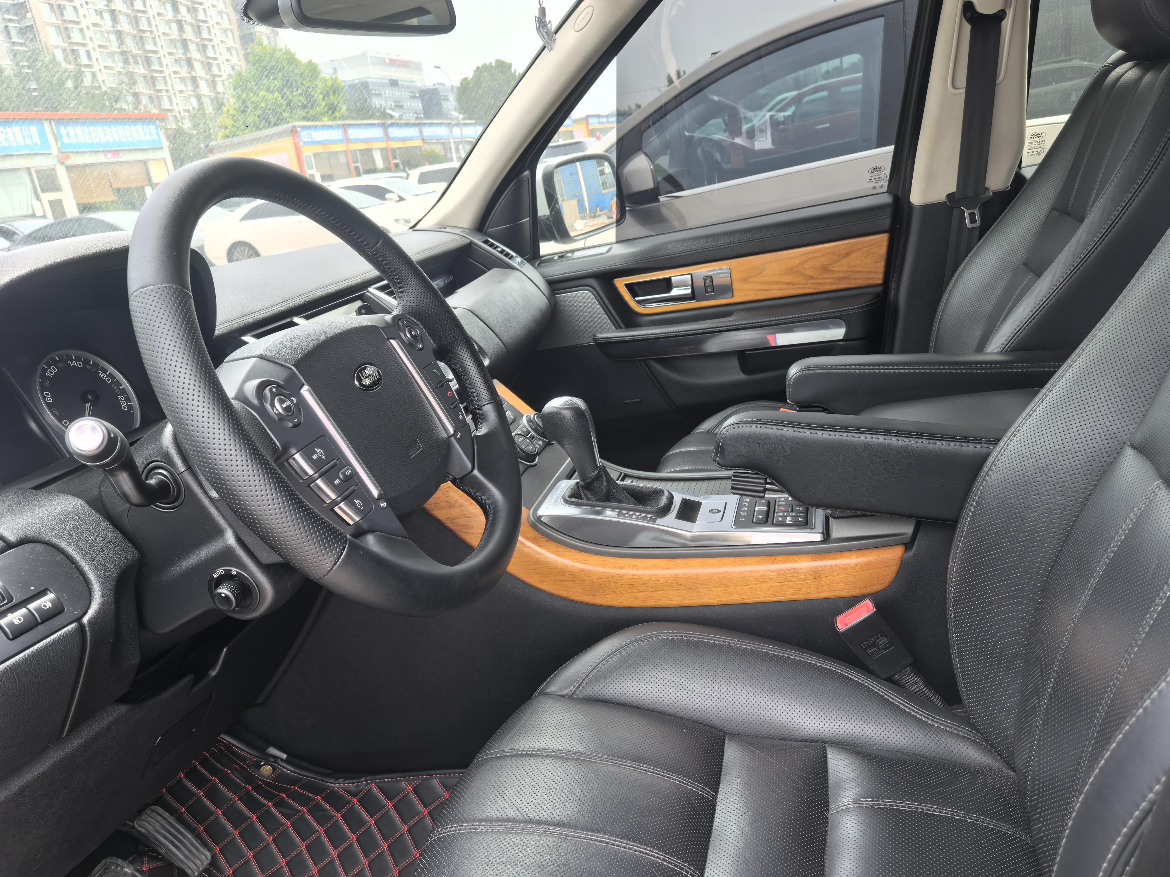 Land Rover Range Rover Sport 2012 thumb 7