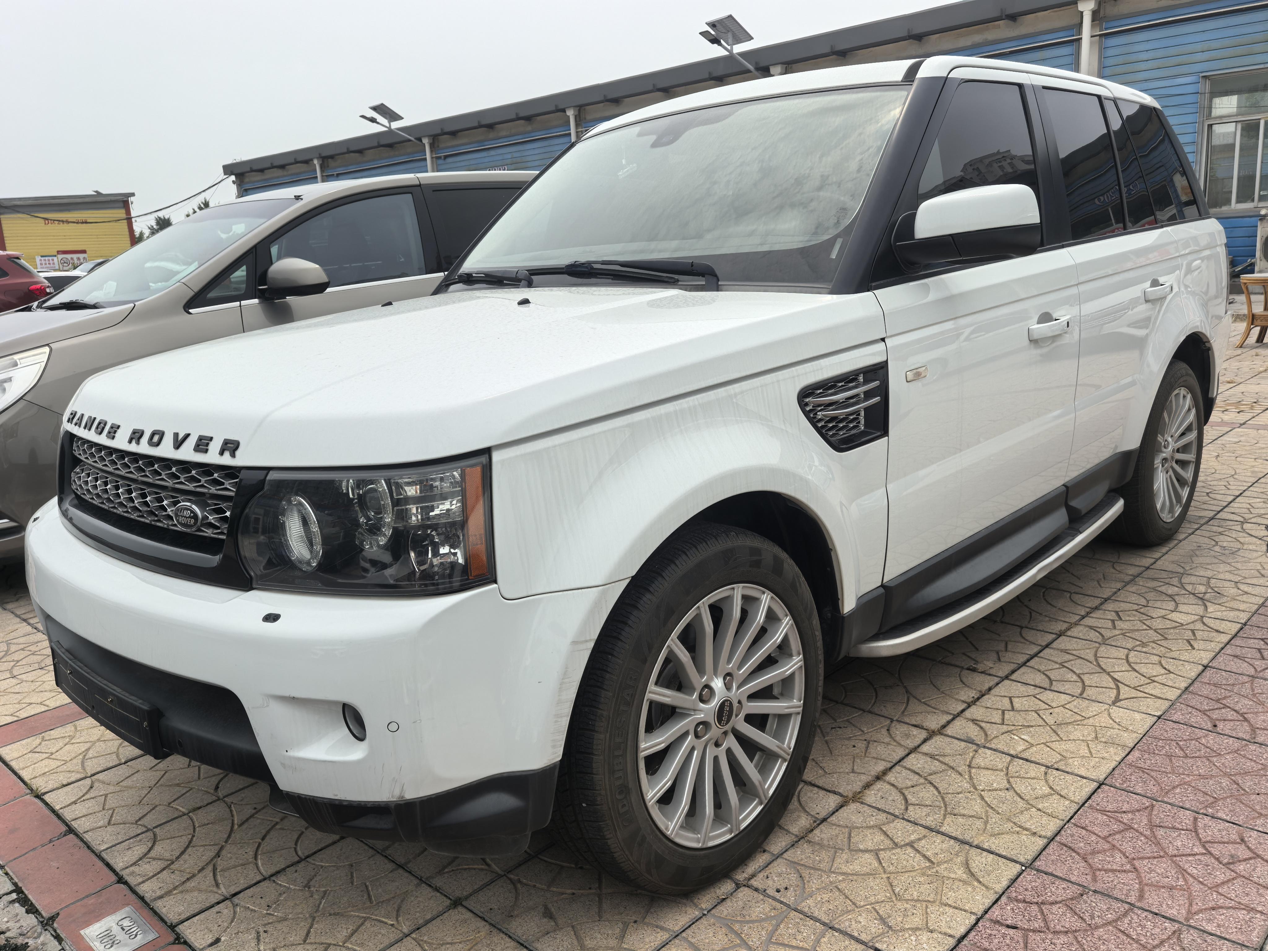 Land Rover Range Rover Sport 2012 thumb 8