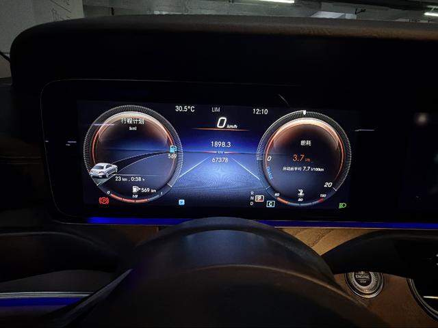 Mercedes-Benz E-Класс 2022 thumb 4
