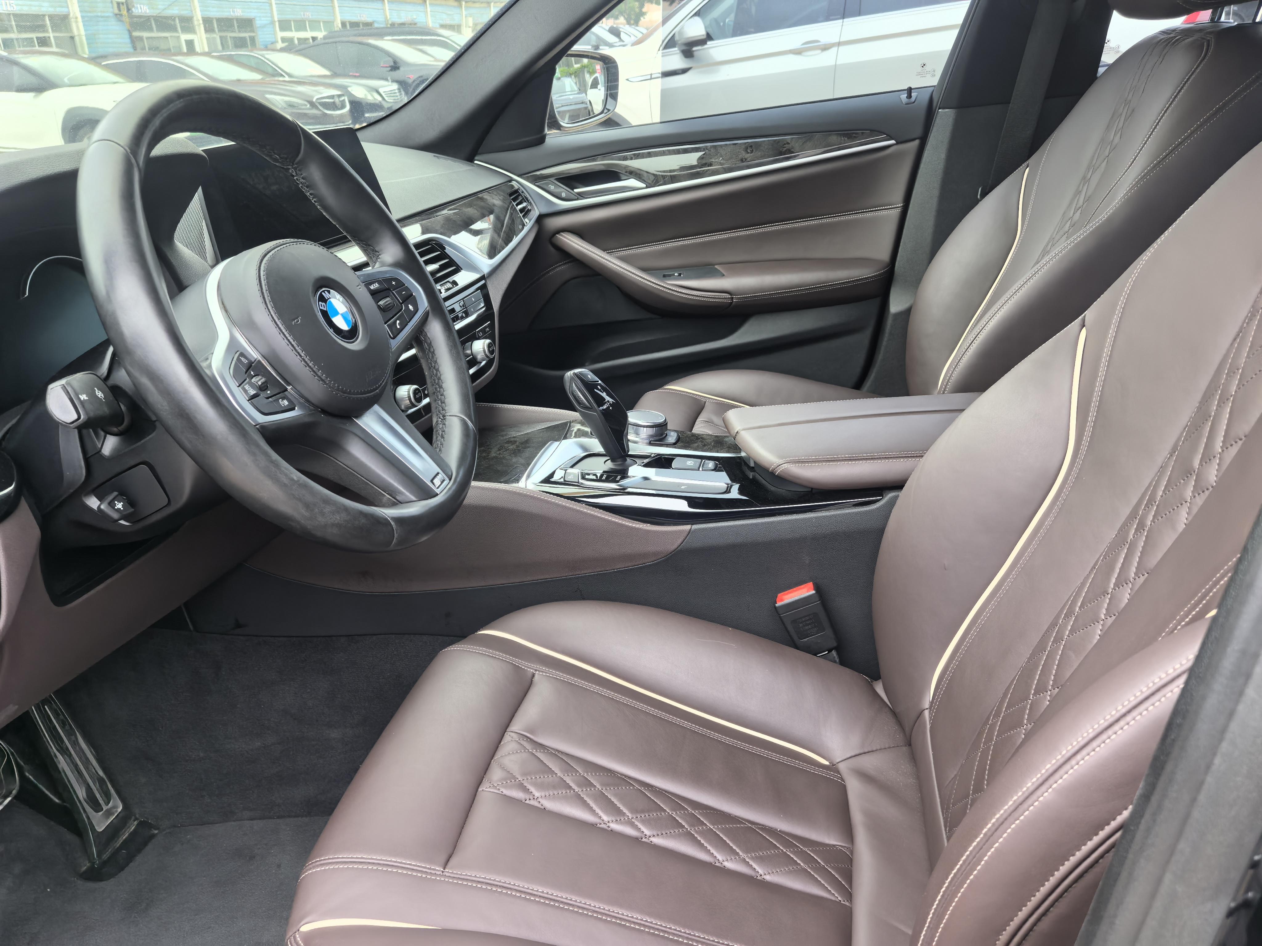 BMW 5 серии 2018 thumb 7
