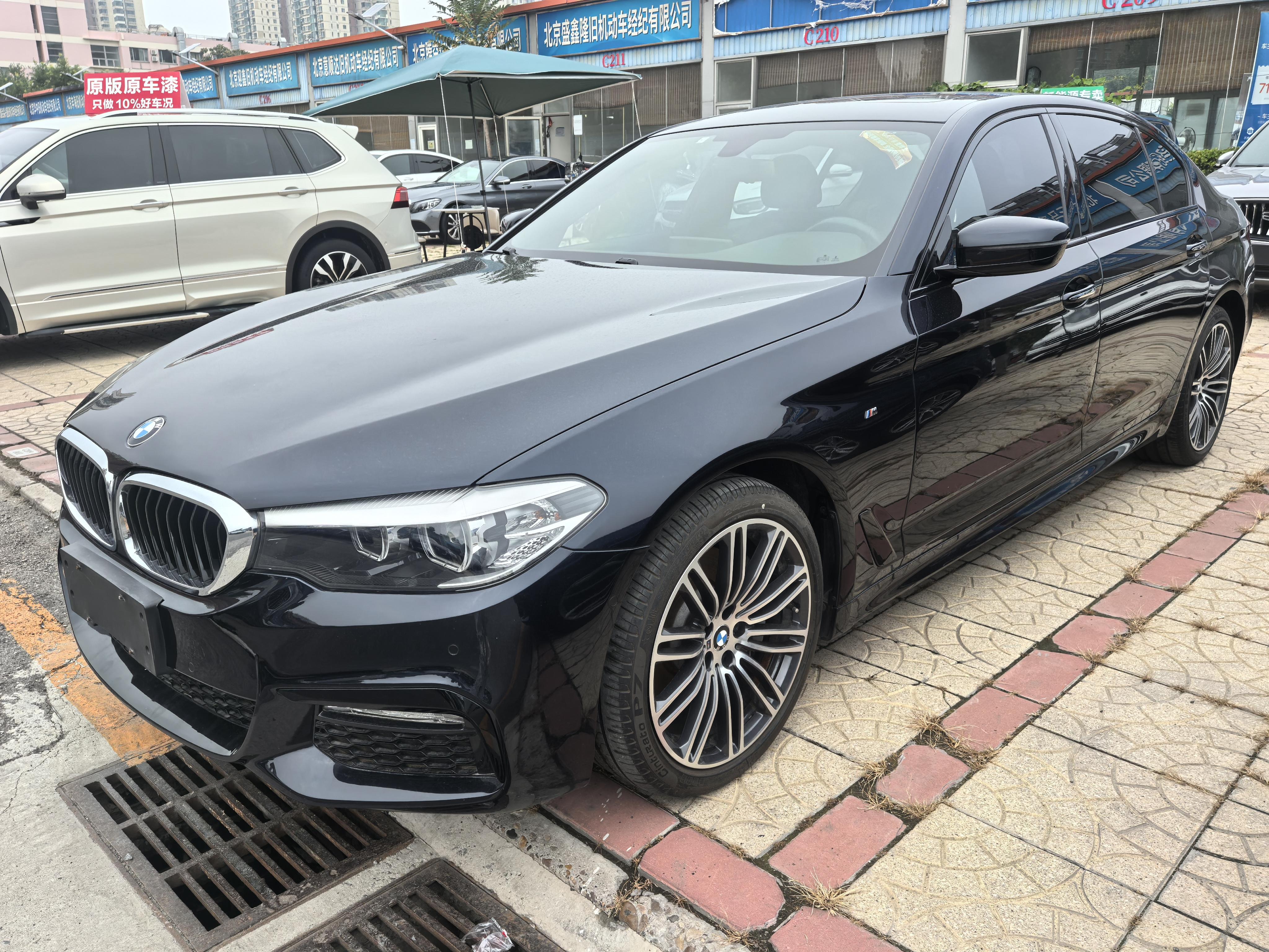 BMW 5 серии 2018 thumb 9