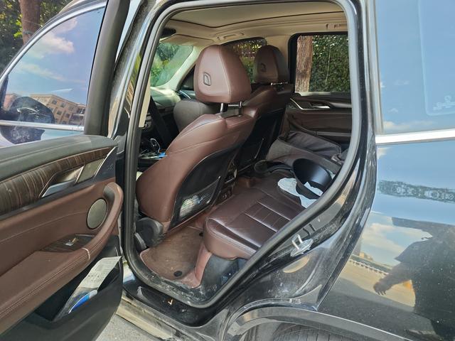 BMW X3 2021 thumb 10