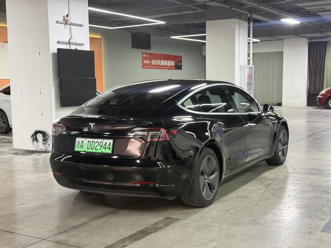 Tesla Model 3 2019 thumb 4