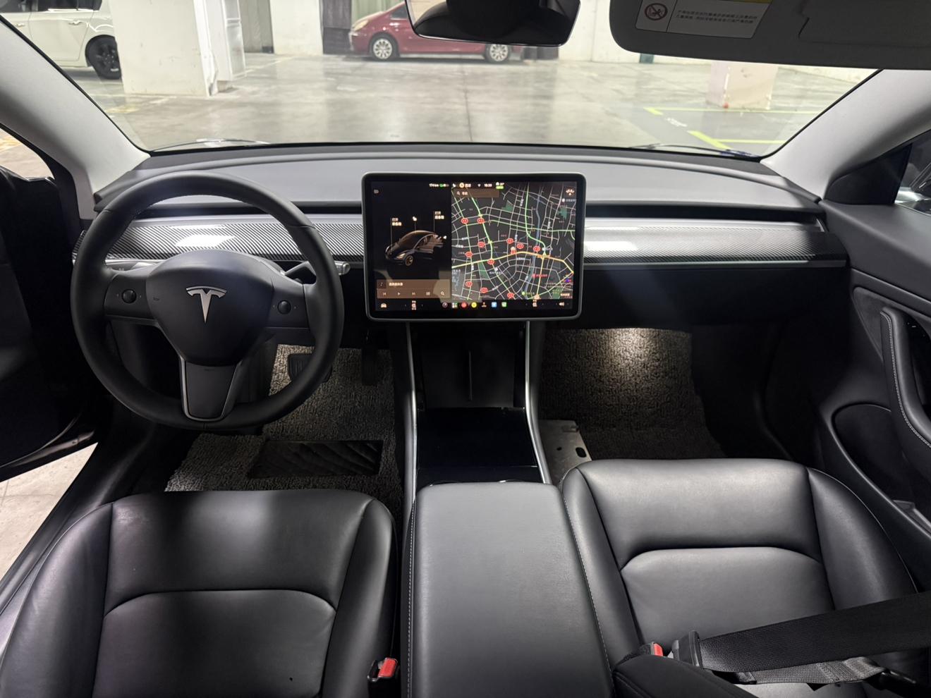 Tesla Model 3 2019 thumb 5