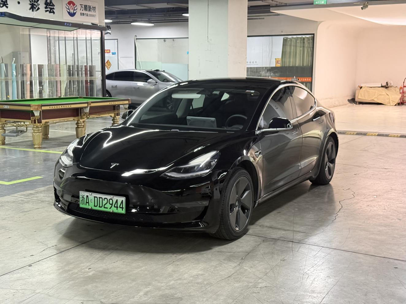 Tesla Model 3 2019 thumb 8
