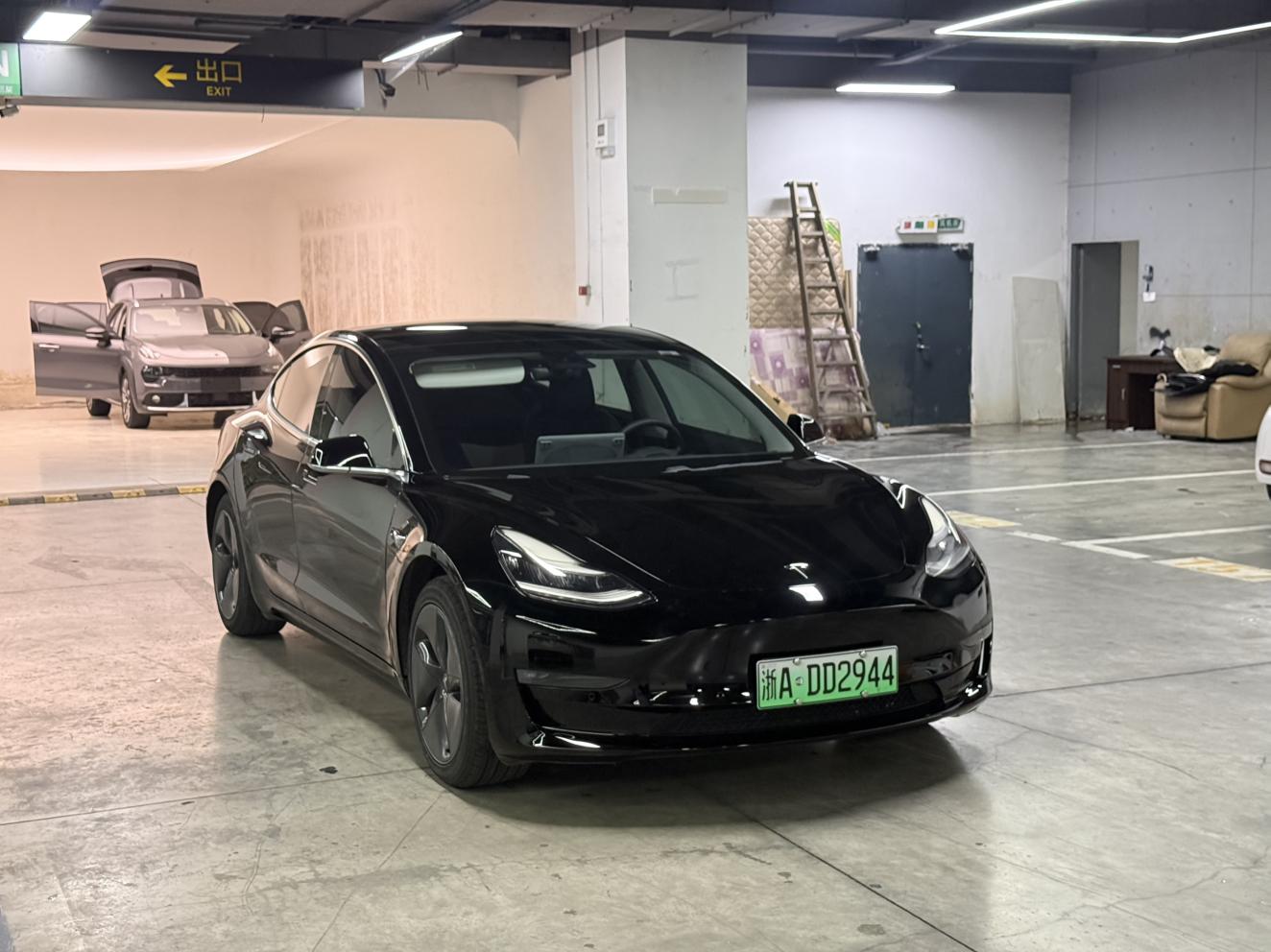 Tesla Model 3 2019 thumb 10
