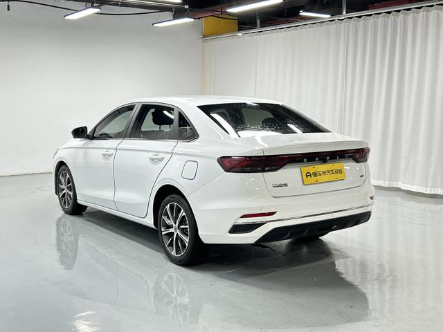 Geely Emgrand 2022 thumb 3
