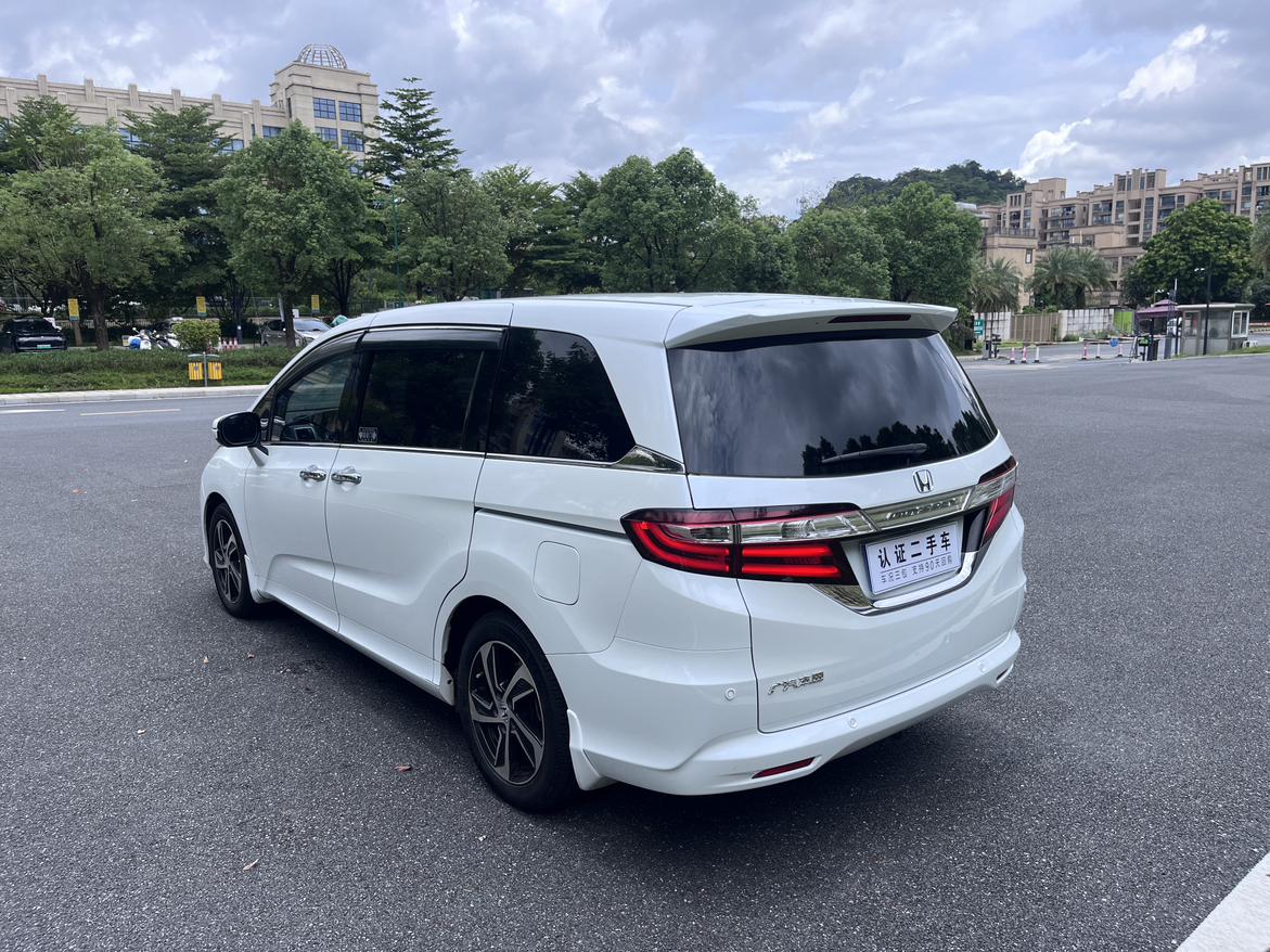 Honda Odyssey 2015 thumb 2
