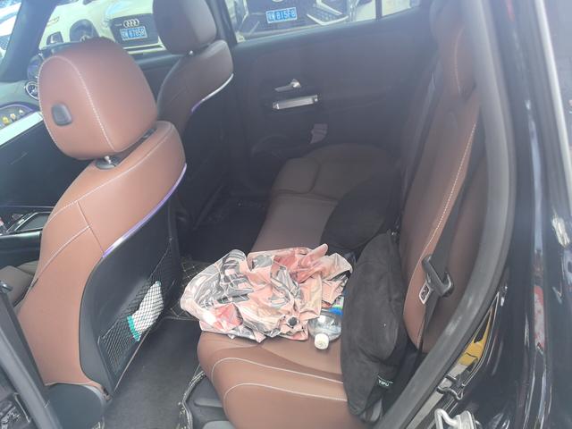 Mercedes-Benz GLB 2025 thumb 10