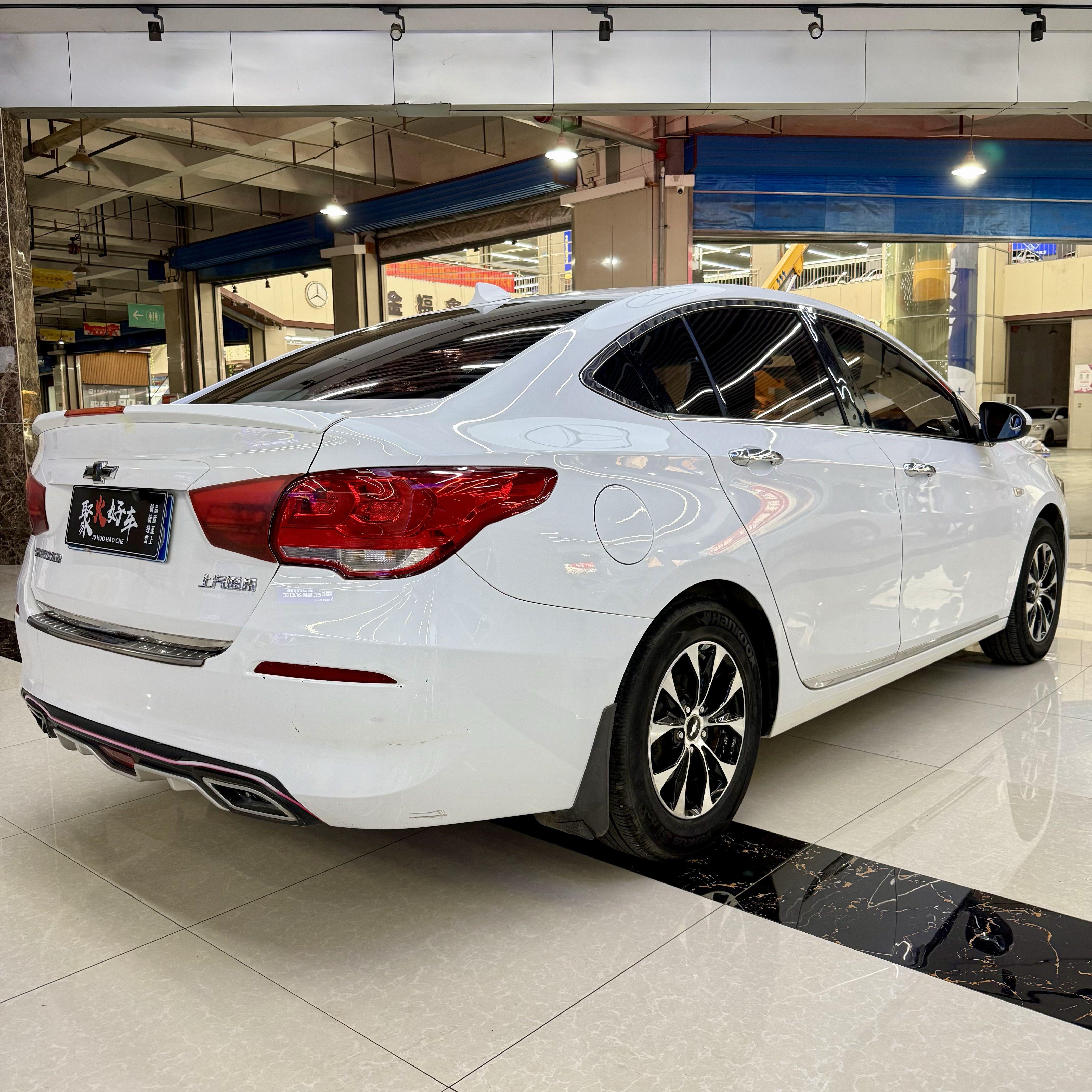 Chevrolet Cavalier 2019 thumb 2
