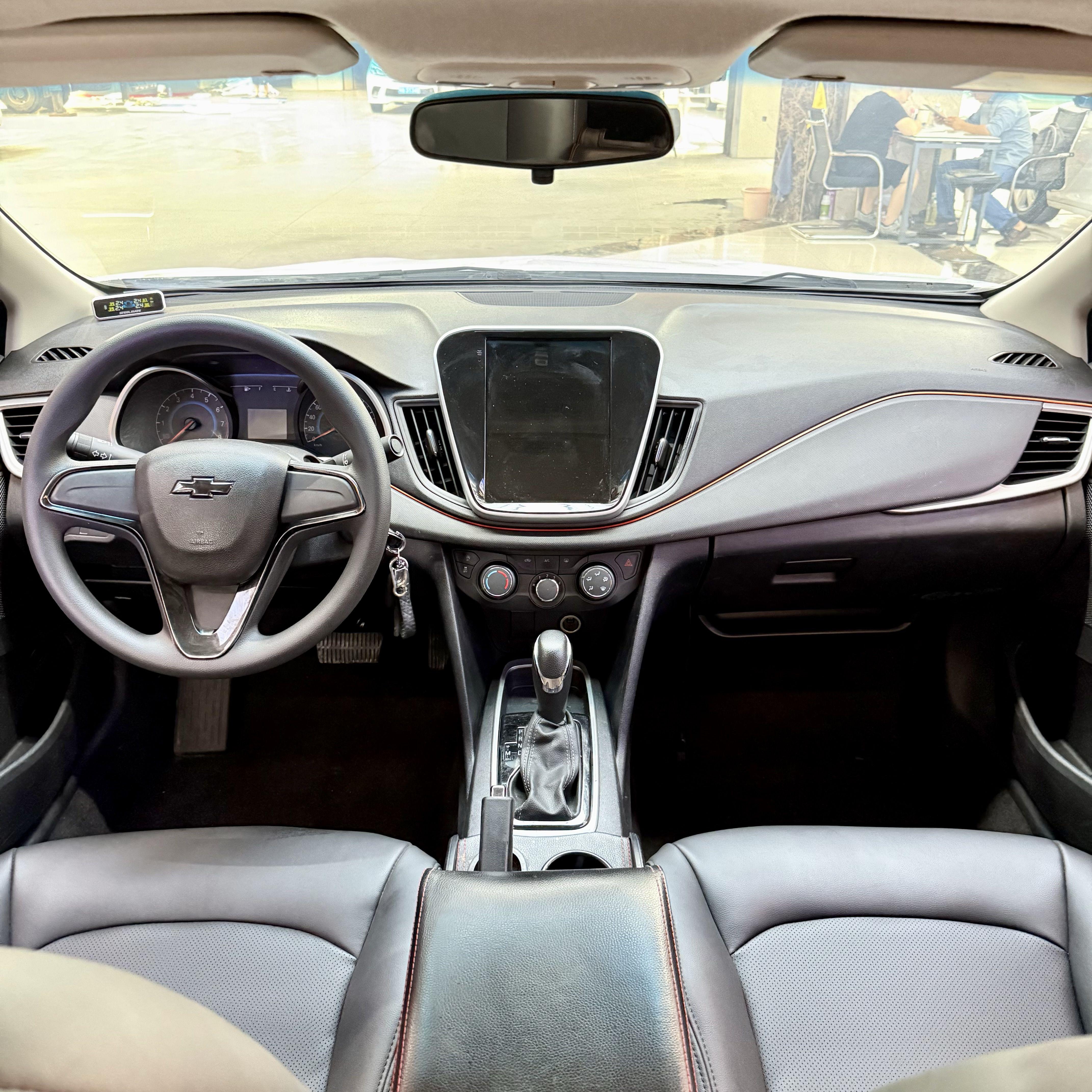 Chevrolet Cavalier 2019 thumb 3