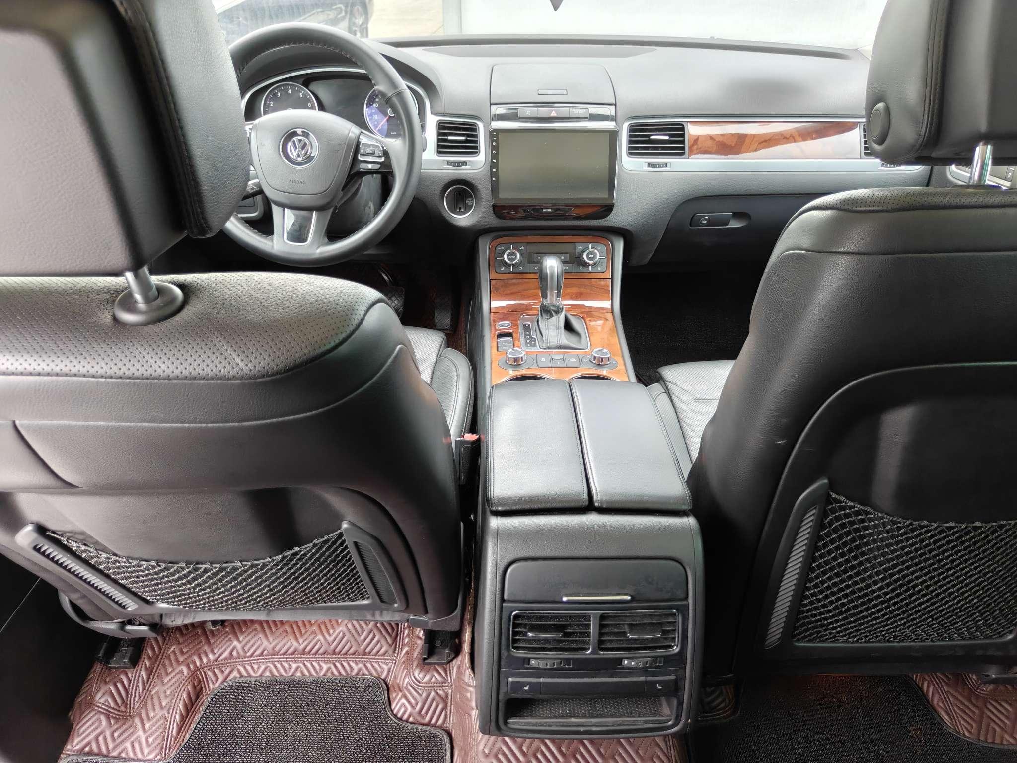 Volkswagen Touareg 2011 thumb 11