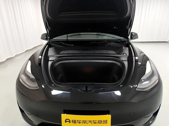 Tesla Model Y 2022 thumb 8