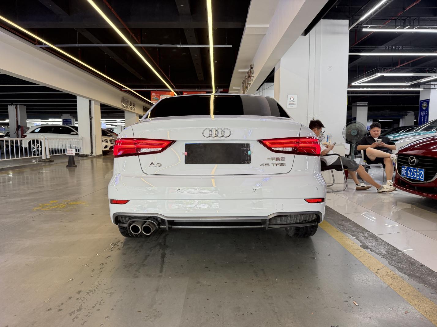 Audi A3 2019 thumb 3