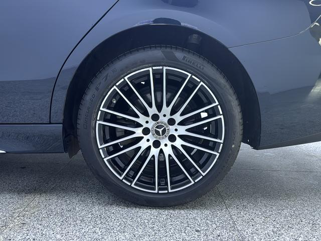Mercedes-Benz C-Класс 2023 thumb 7