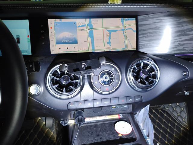 Tank 300 2024 thumb 6