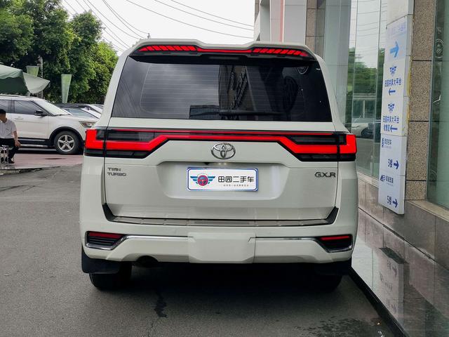 Toyota Land Cruiser 2023 thumb 3