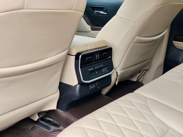 Toyota Land Cruiser 2023 thumb 4