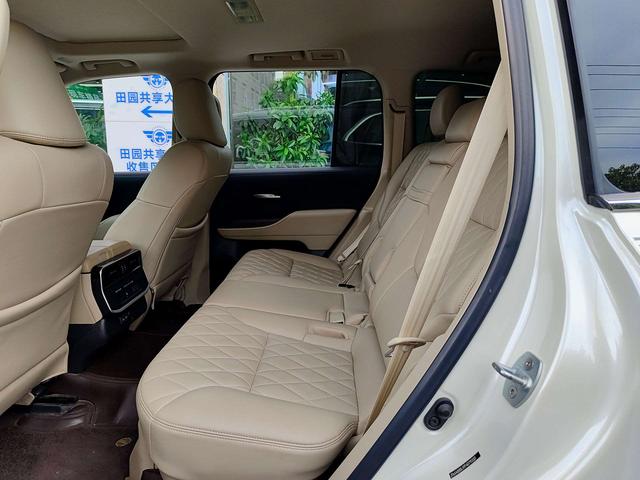 Toyota Land Cruiser 2023 thumb 7