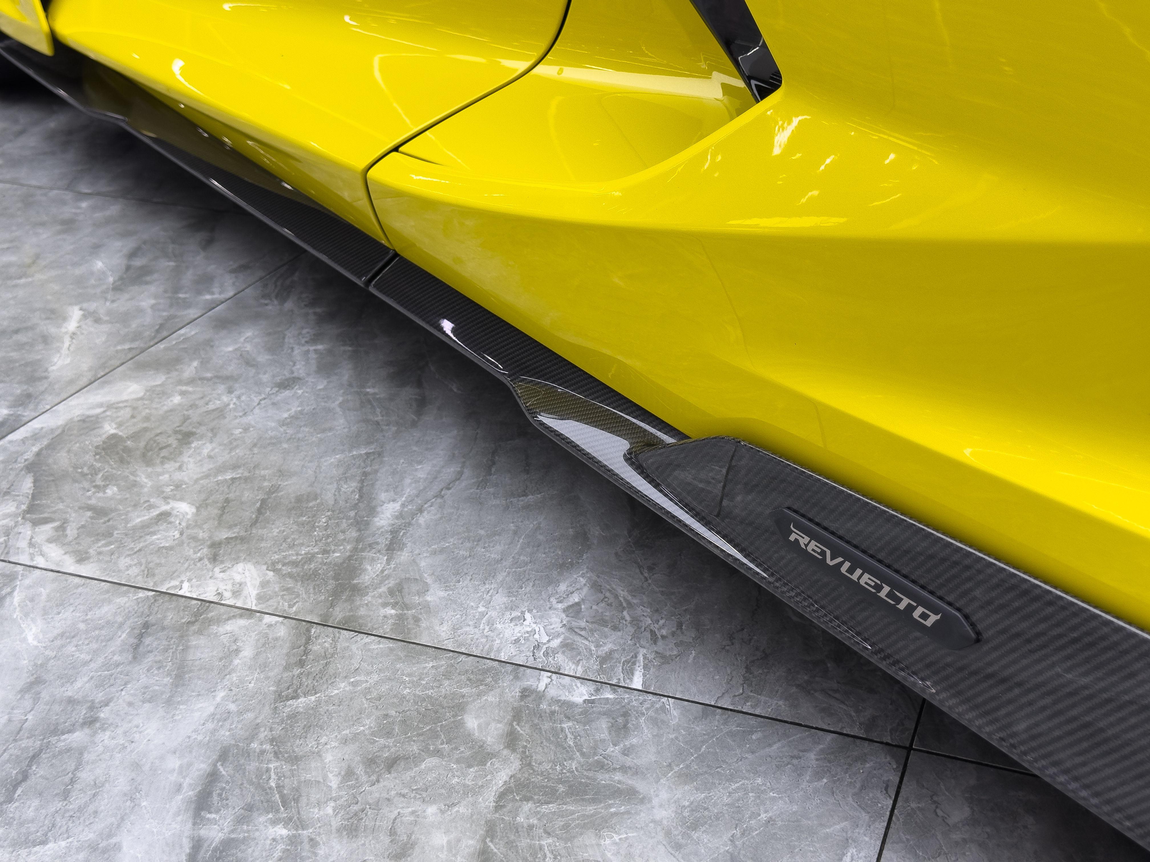Lamborghini Revuelto 2023 thumb 12