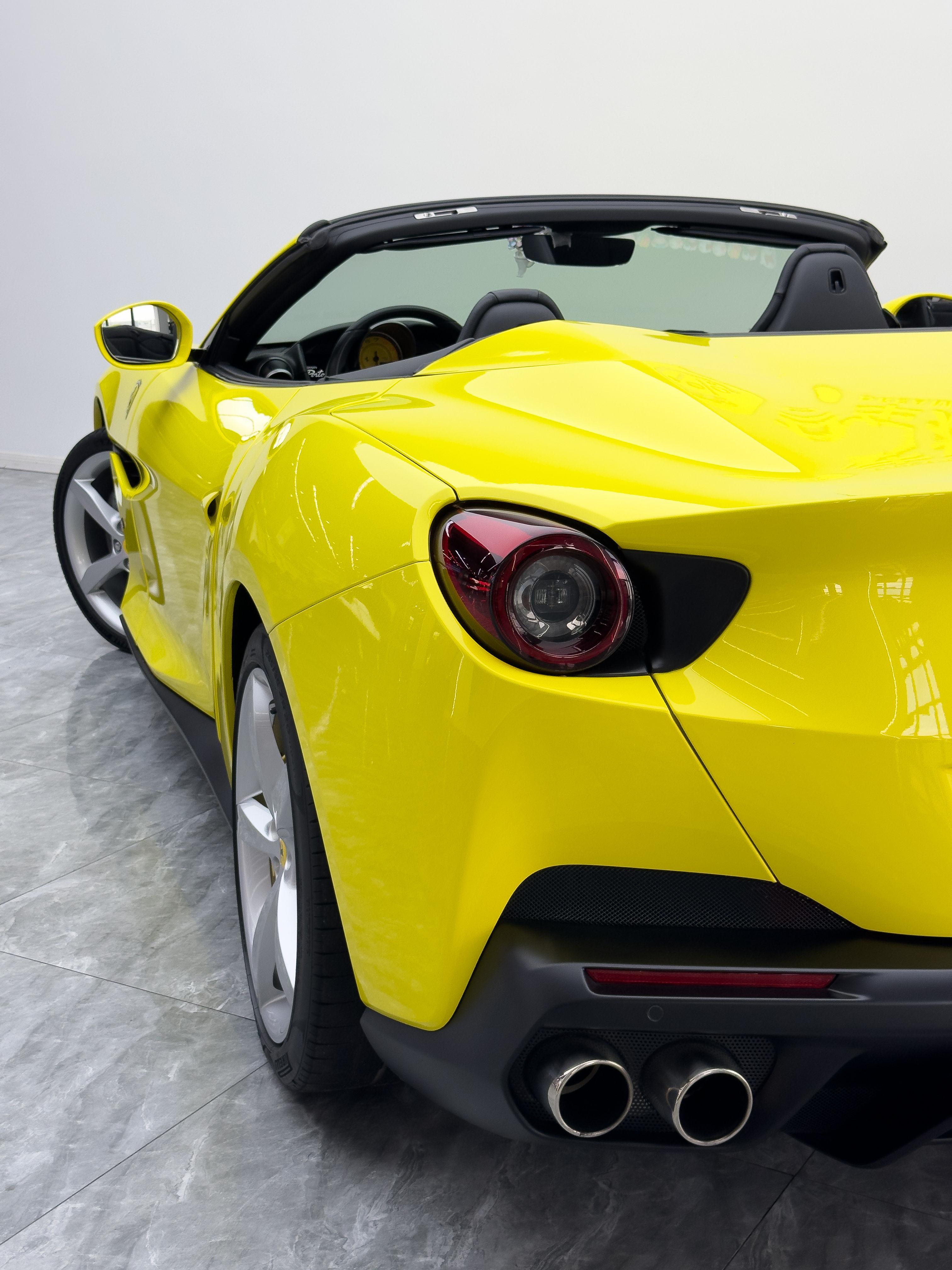 Ferrari Portofino 2018 thumb 6